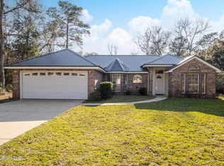 1421 Spruce St, Ocean Springs, MS 39564