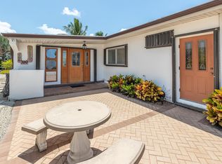 390 9th St, Key Colony Beach, FL 33051