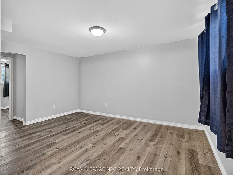 34 Preston Pl #LOWER — Photo 4