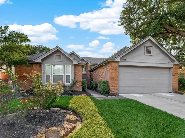 818 Maple Branch Ln, Pearland, TX 77584