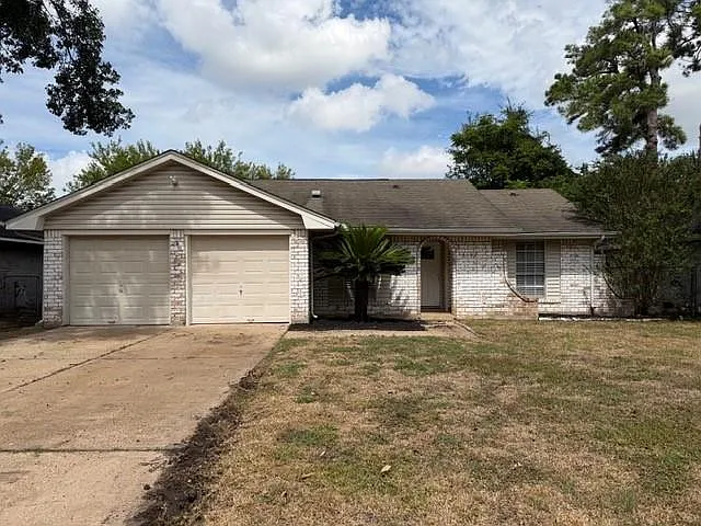 3 bed, 2.0 bath, 1030 sqft, $1,600 — Photo 1