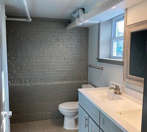 4th image of 3 Saint Timothys Ln #B