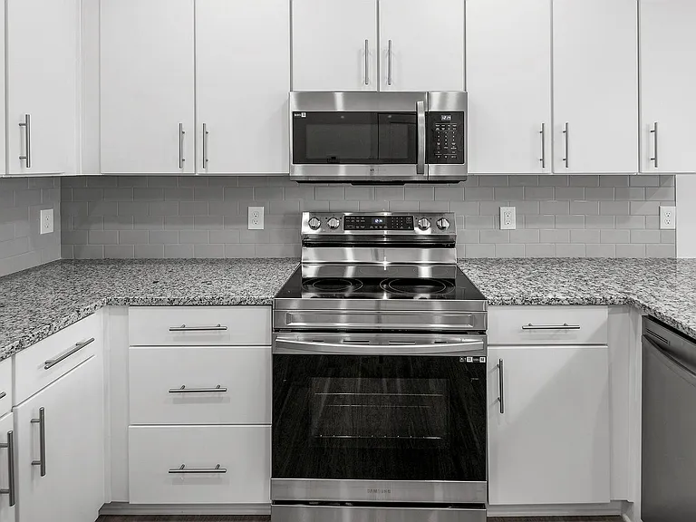 The Vandy Apartments — Photo 21