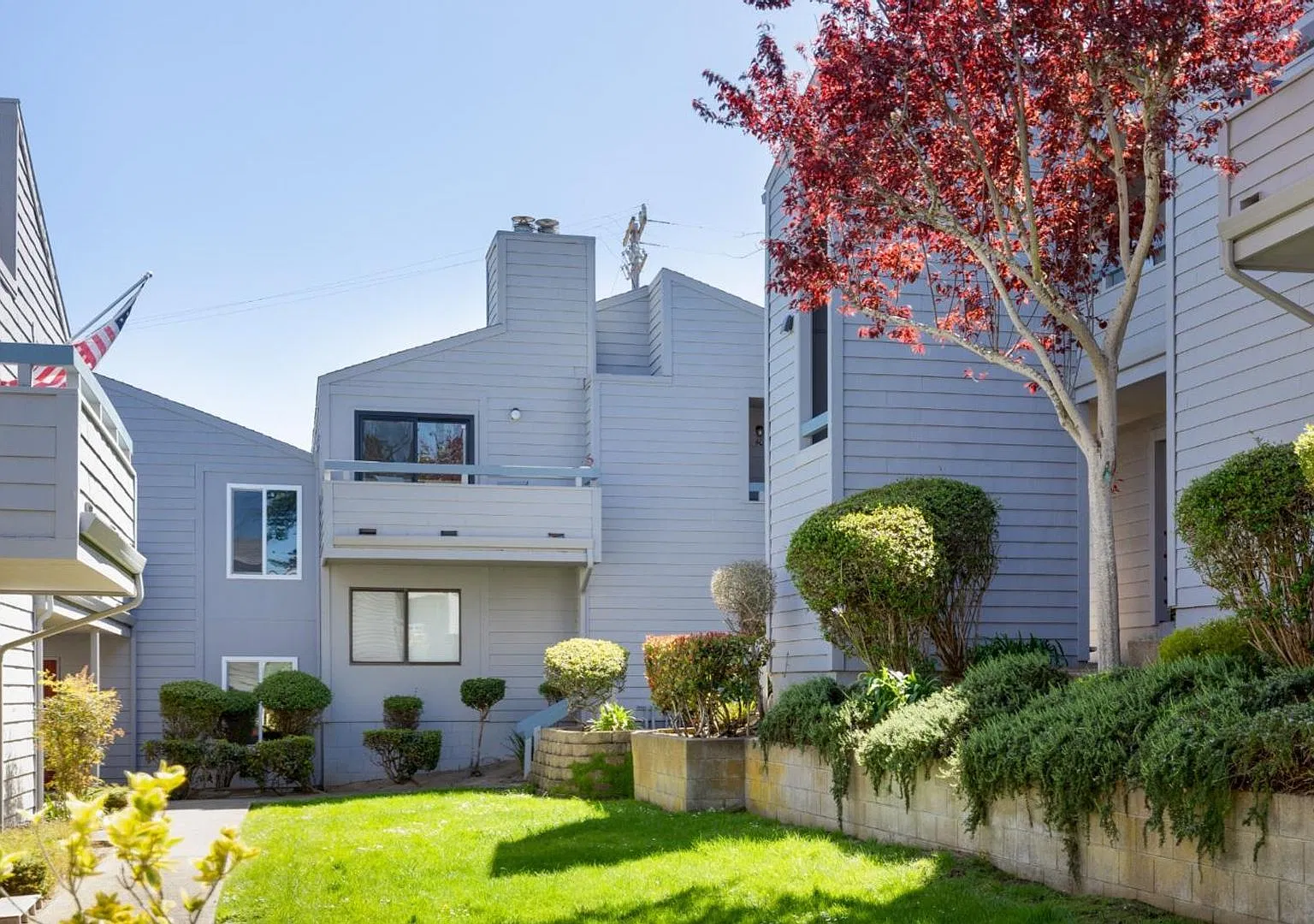 Marina Peninsula Point Condo 2 Bed 2 Bath now available for rent — Photo 1