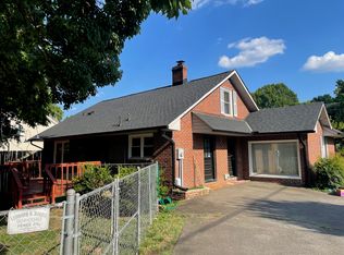 799 Polo Rd, Winston Salem, NC 27106