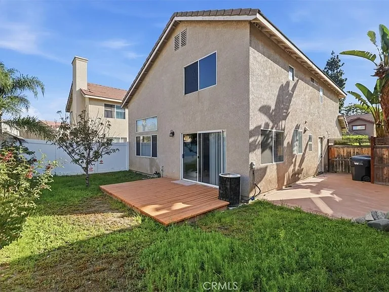 930 Primrose Ln — Photo 25
