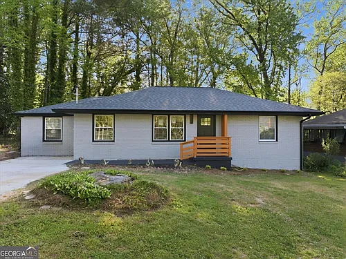 2082 Rosewood Rd Photo 1