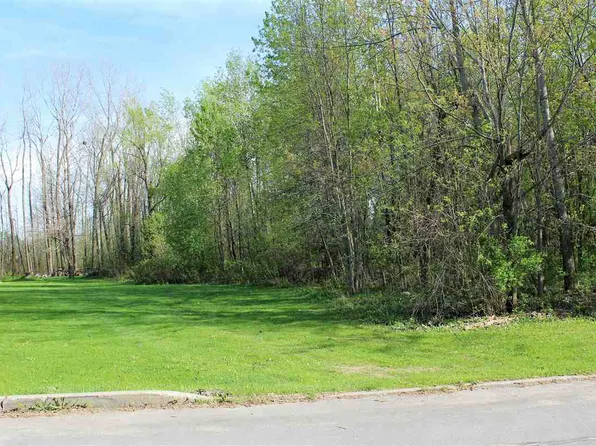 611 Anthony St, Ogdensburg, NY 13669