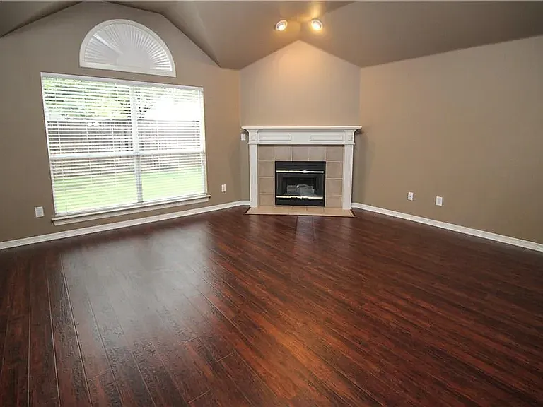 11902 Cobblestone Dr — Photo 14