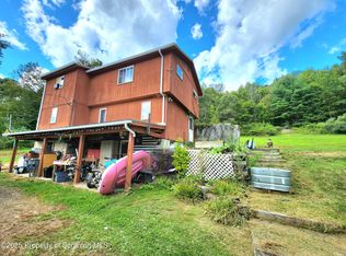 365 Carpenter Rd, Factoryville, PA 18419