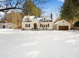 1411 S Park Dr, Utica, NY