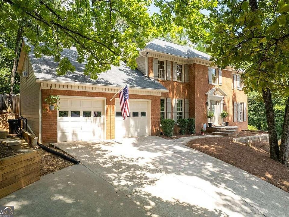 1st image of 454 Bellflower Ct
