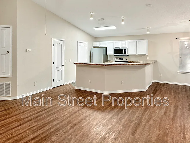 217 Cohasset Ct — Photo 7