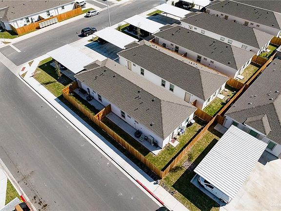 3rd image of 1613 N Molino Dr