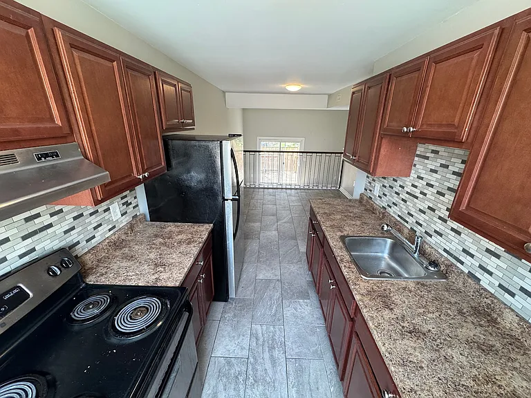 357 Murray St #14 — Photo 5