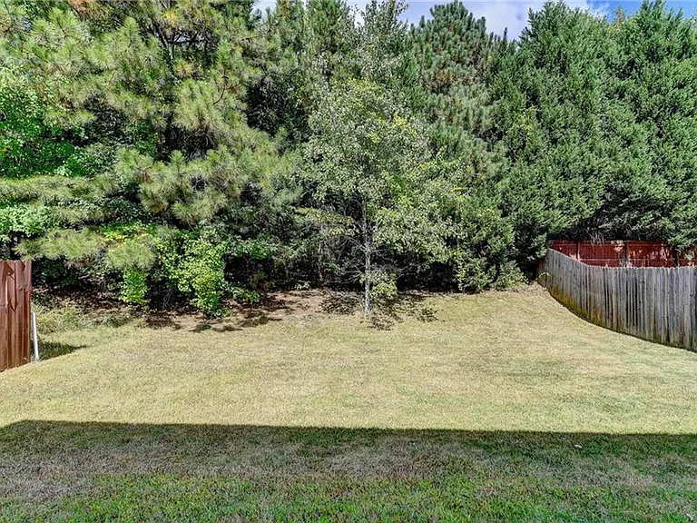 2882 Briaroak Dr — Photo 10