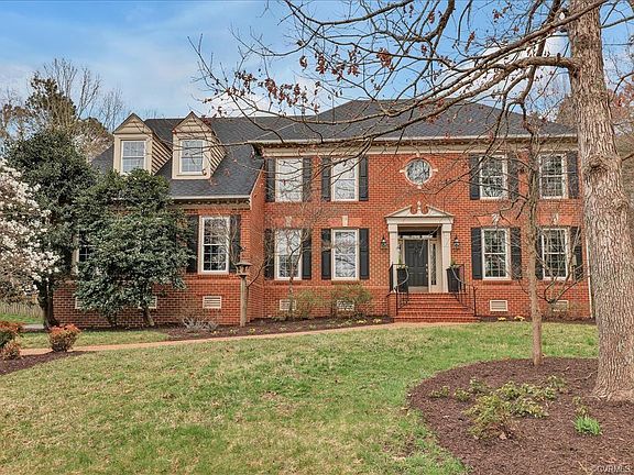 2nd image of 10904 Ashmont Ct