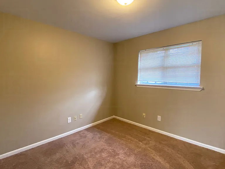 Club View Apartments — Photo 21