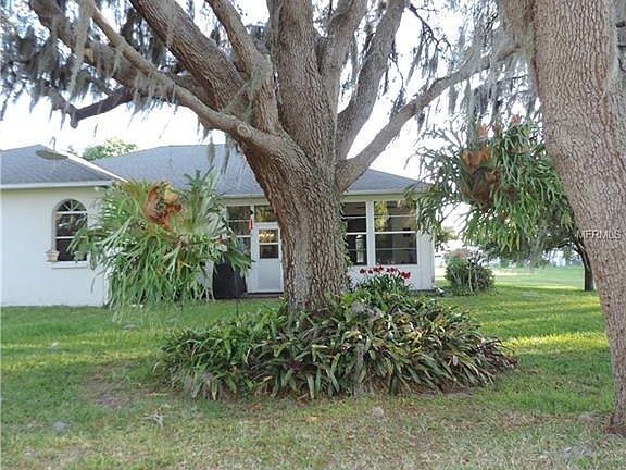 3rd image of 8021 Hutchinson Dr