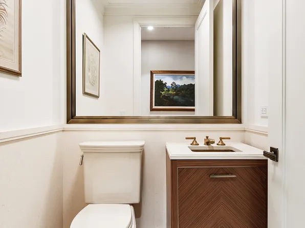 100 Barclay Street image 7 of 31