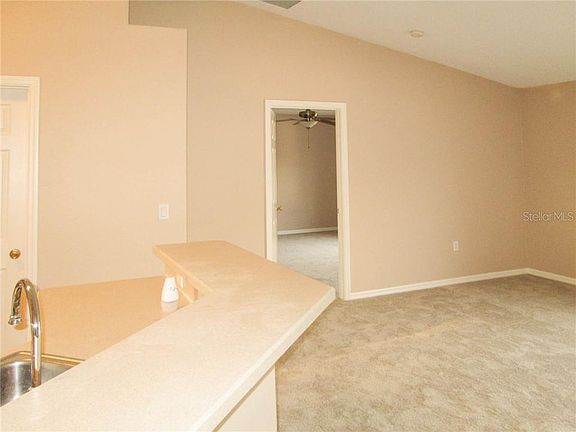 4th image of 1207 Apopka Pl