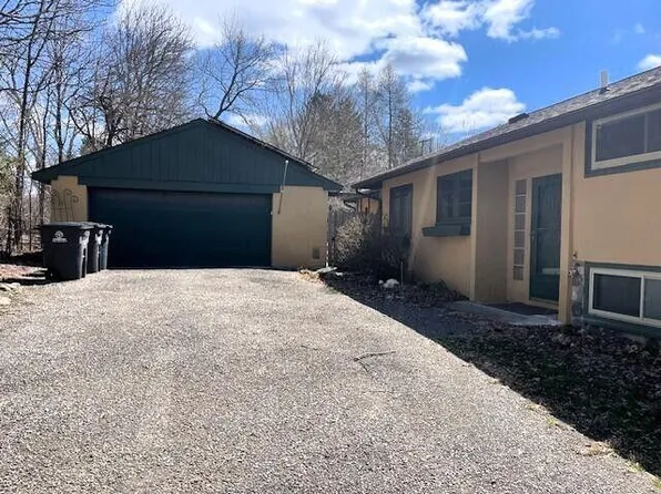 3079 Pittsview Dr, Ann Arbor, MI 48108