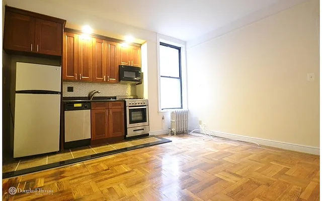 Rented by Douglas Elliman | media 9