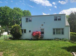 202 W Upper Ferry Rd, Ewing, NJ 08628