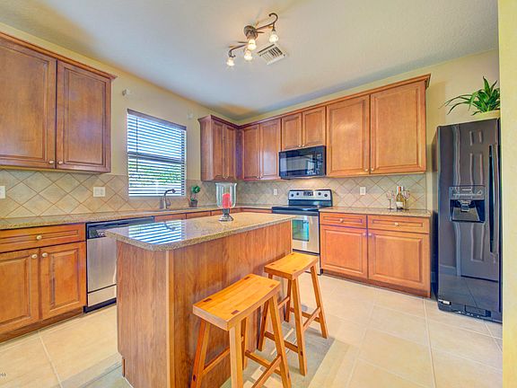 5th image of 2622 Glenridge Cir