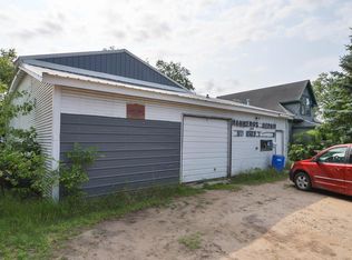 320 & 312 8th St SE, Staples, MN 56479