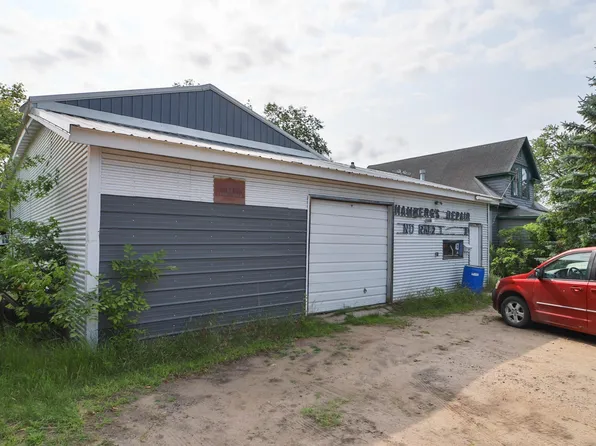 320 & 312 8th St SE, Staples, MN 56479