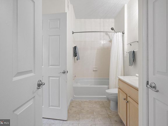 5th image of 3830 Lightfoot St Unit 123