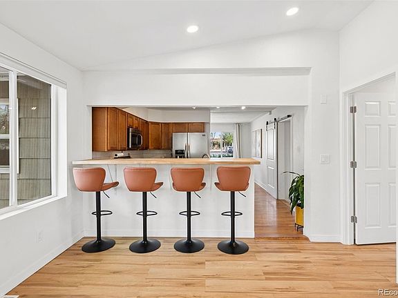 5th image of 3910 E Jerome Avenue