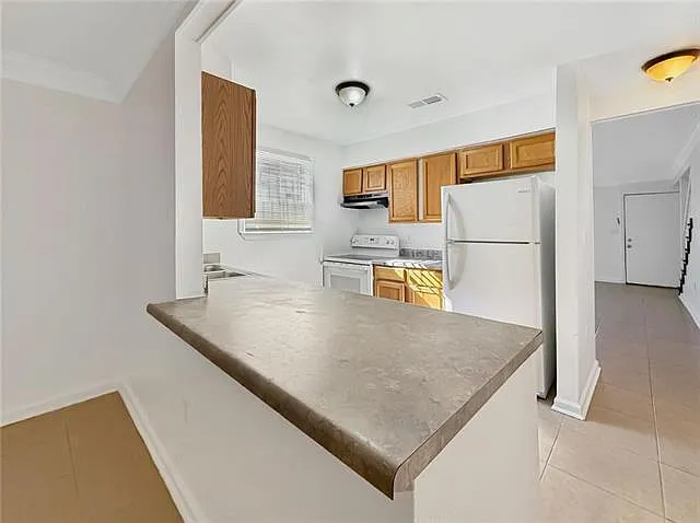 9020 Bunker Hill Rd — Photo 3