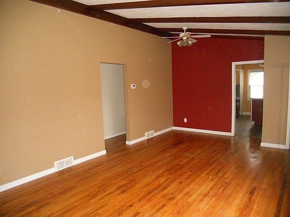 4th image of 433 Lombardy Dr