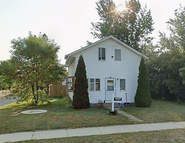 1st image of 600 Lincoln Ave SE