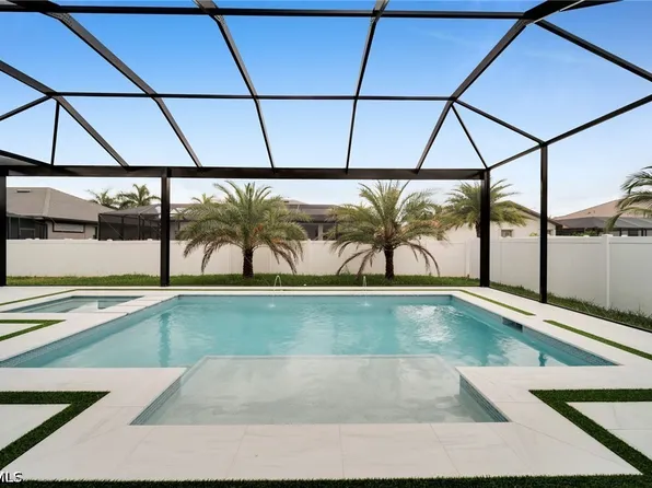 4418 SW 25th Place Cpe, Coral, FL 33914