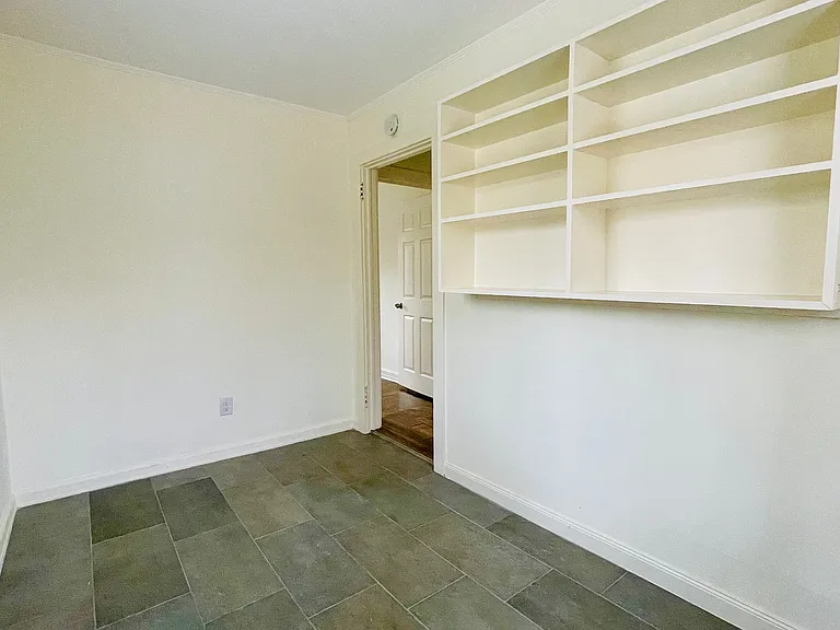218 Old Piedmont Hwy #B — Photo 13