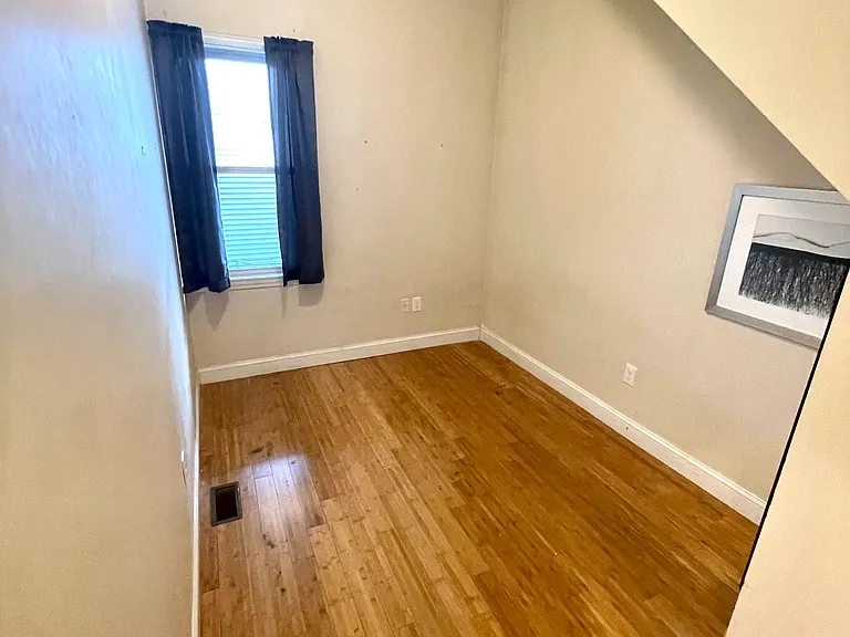 45 Orleans St #1 — Photo 4
