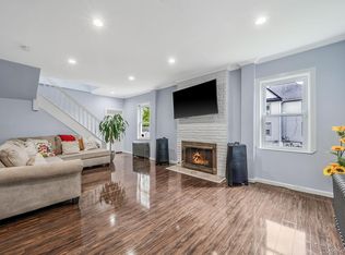 26 Rosedale Avenue, Freeport, NY 11520