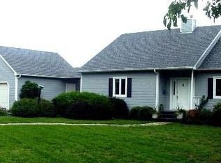 11727 70th St, Oskaloosa, KS 66066