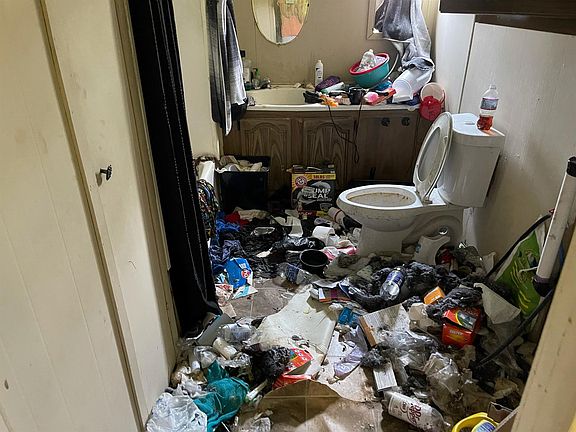2nd image of 56 Lincoln Ave