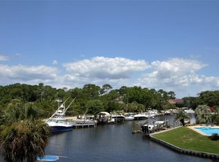 1019 Wild Roost Rd, Gulf Breeze, FL 32563