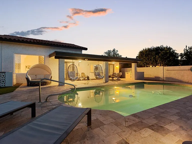6252 E Beverly Ln — Photo 45