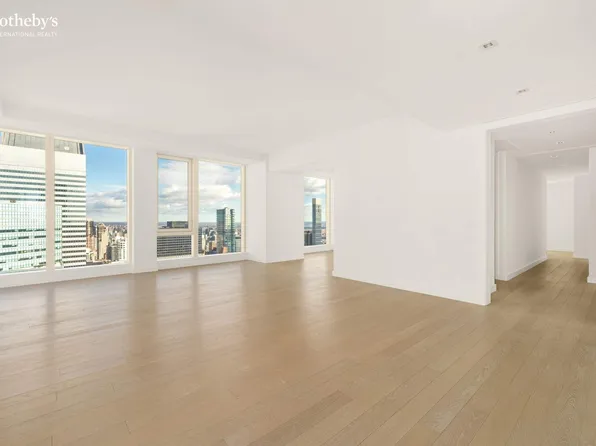 138 East 50th Street image 8 of 50