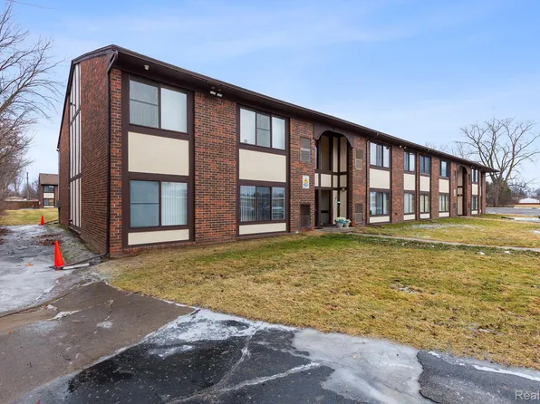 4985 E Ten Mile Rd APT 8, Warren, MI 48091