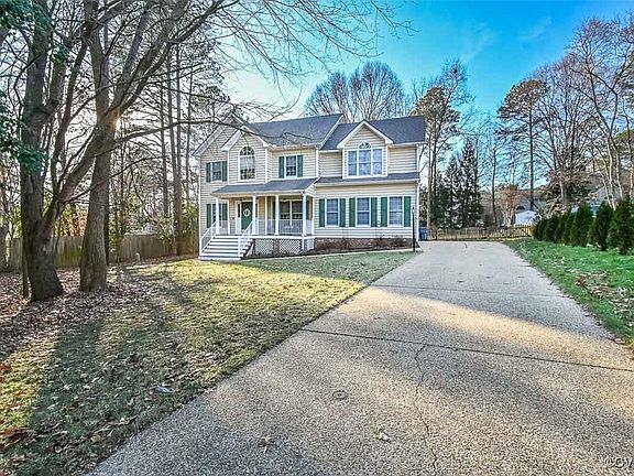 3rd image of 10497 Greyhawk Ct