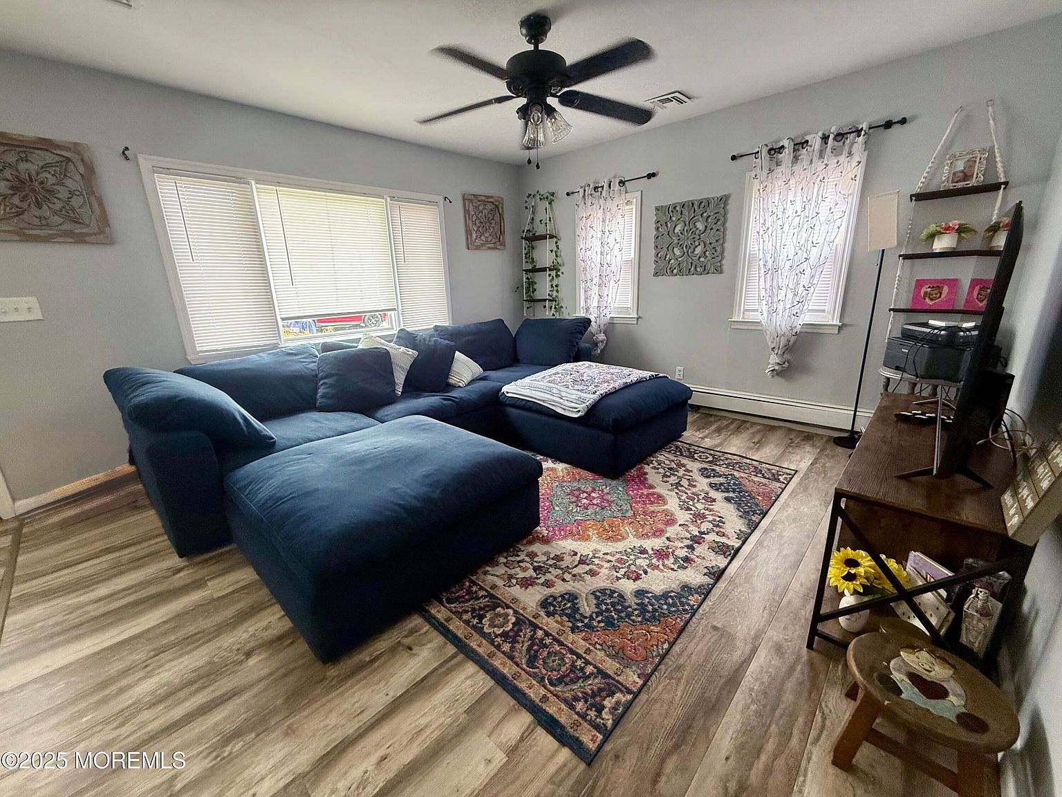 Property in a prime location with modern interiors