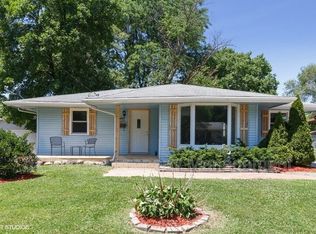 2904 E 40th Ct, Des Moines, IA 50317