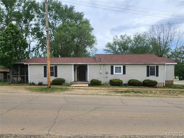 201 N Cantwell Ln, Desloge, MO 63601